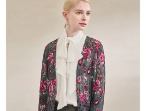 요즘 핫한 시그니처 플라워 프린트 니트 가디건 BEST 제품