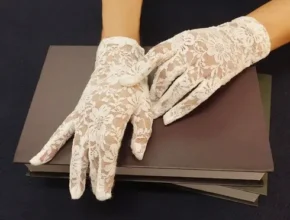 요즘 뜨는 여름레이스장갑 추천